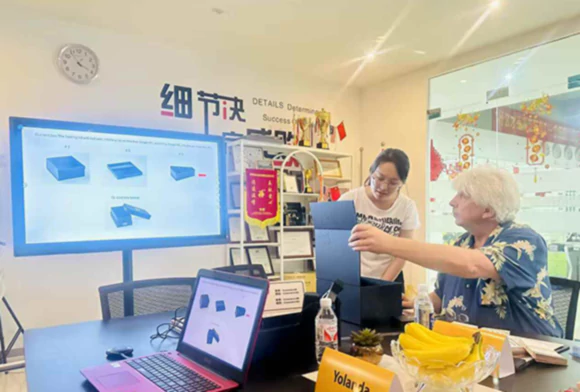 Partnering with U.S. customer to create high-end card kit packaging solutions.